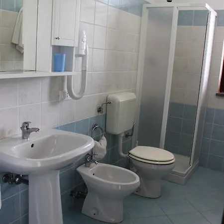 Vacanze S. Anna アパートホテル