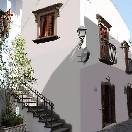 アパートホテル Vacanze S. Anna 3*